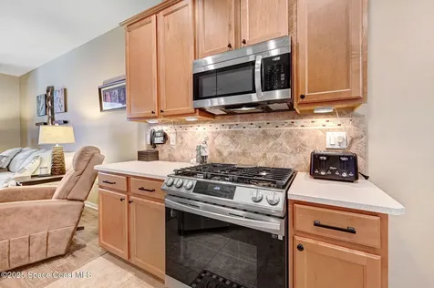 2263 Chinaberry Circle SE Palm Bay FL 32909