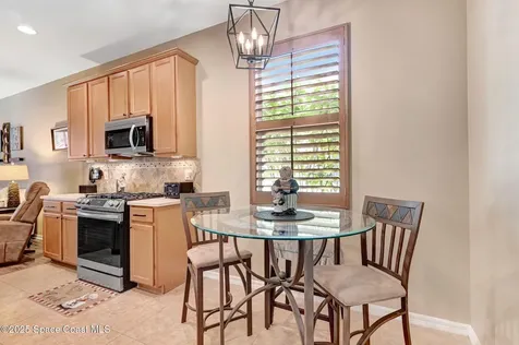 2263 Chinaberry Circle SE Palm Bay FL 32909