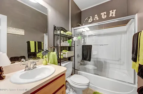 2263 Chinaberry Circle SE Palm Bay FL 32909