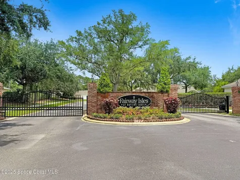 2263 Chinaberry Circle SE Palm Bay FL 32909