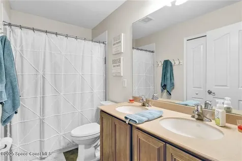 121 Amherst Lane Sebastian FL 32958