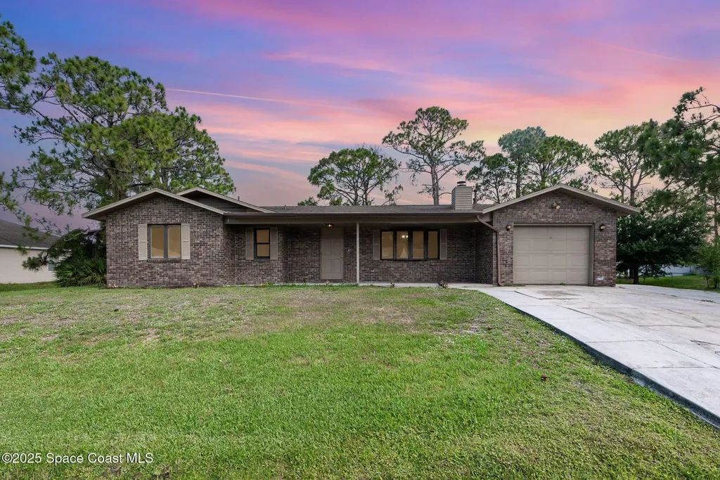 1535 Starboard Street NW Palm Bay FL 32907