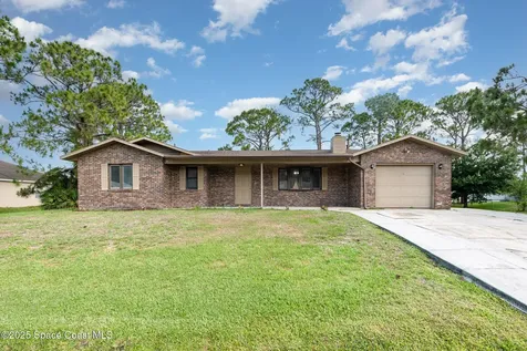 1535 Starboard Street NW Palm Bay FL 32907