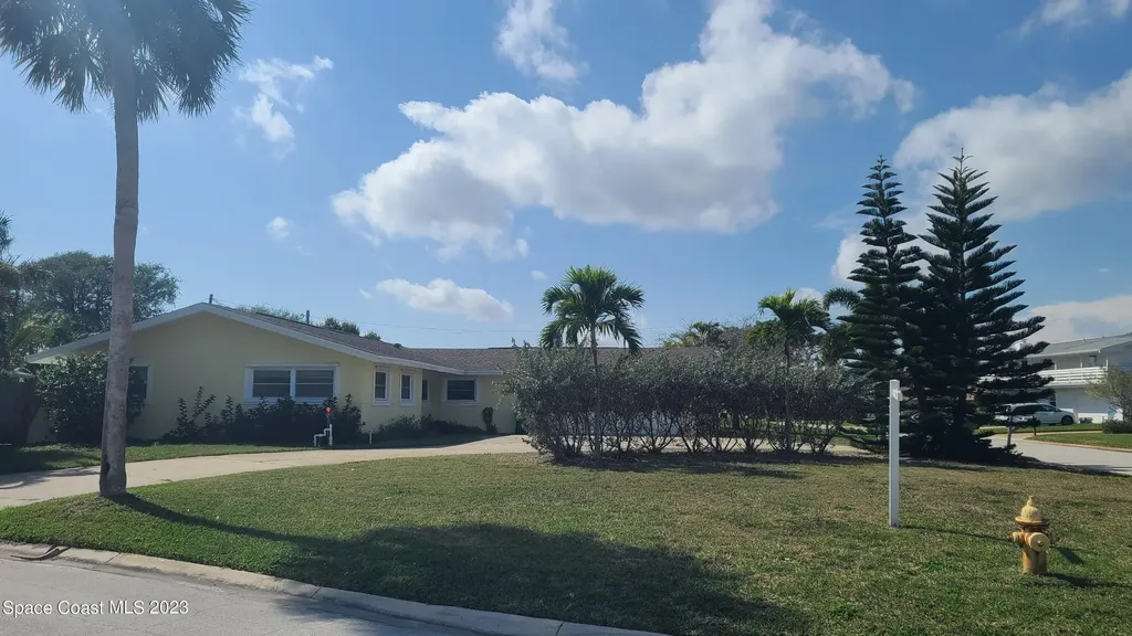 1101 Sioux Drive Indian Harbour Beach FL 32937