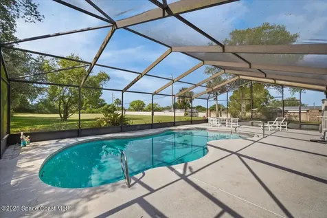 3973 Hunters Ridge Way Titusville FL 32796