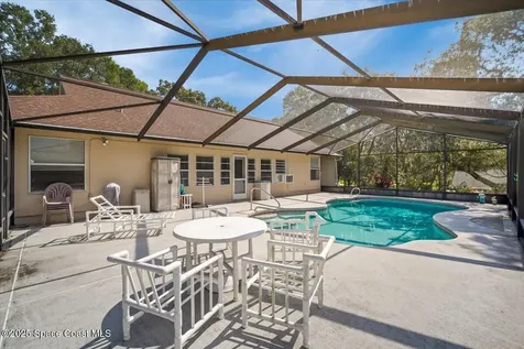 3973 Hunters Ridge Way Titusville FL 32796