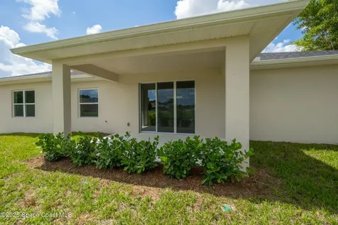 227 Krefeld Road NW Palm Bay FL 32907