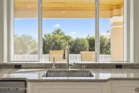 2275 Genesea Lane Vero Beach FL 32963
