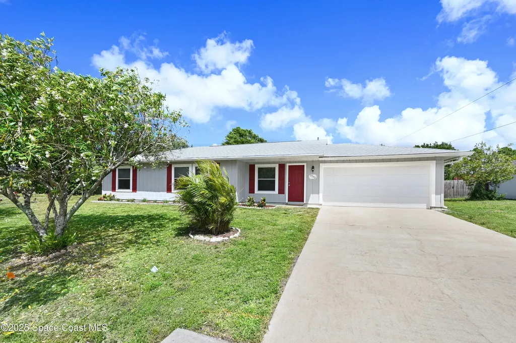 1573 Zaffer Street NW Palm Bay FL 32907
