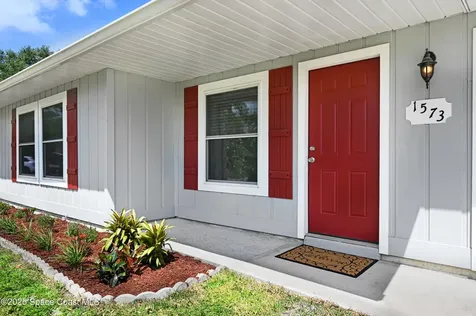 1573 Zaffer Street NW Palm Bay FL 32907