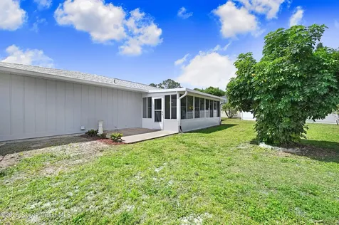 1573 Zaffer Street NW Palm Bay FL 32907