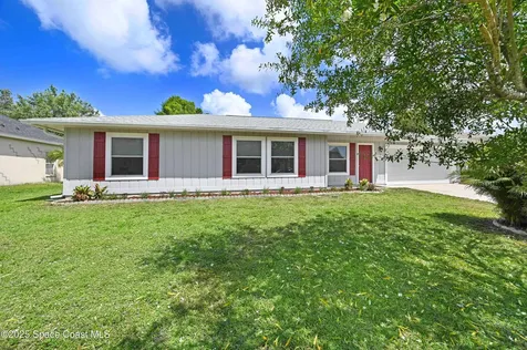 1573 Zaffer Street NW Palm Bay FL 32907