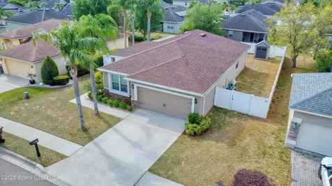 427 Highland Meadows Street Davenport FL 33837
