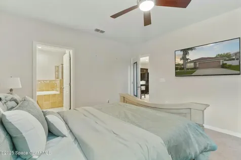 427 Highland Meadows Street Davenport FL 33837