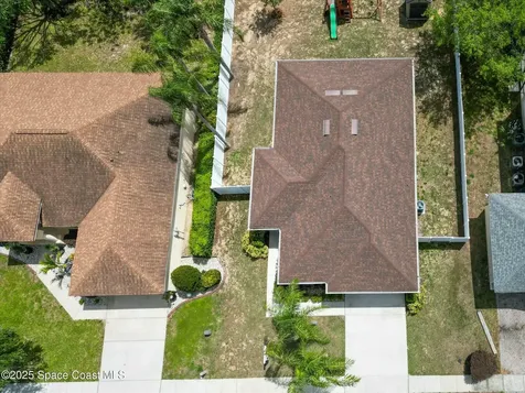 427 Highland Meadows Street Davenport FL 33837