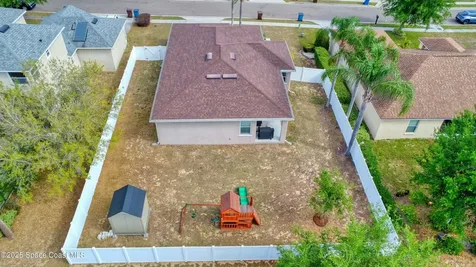 427 Highland Meadows Street Davenport FL 33837