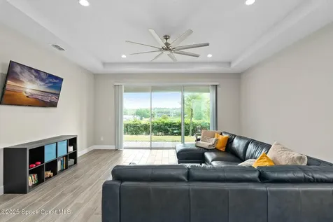 2671 Park Ridge Street Apopka FL 32712