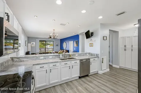 857 Rostock Circle NW Palm Bay FL 32907