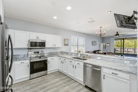 857 Rostock Circle NW Palm Bay FL 32907
