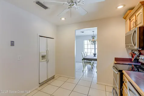 2180 Lakeview Drive Melbourne FL 32935