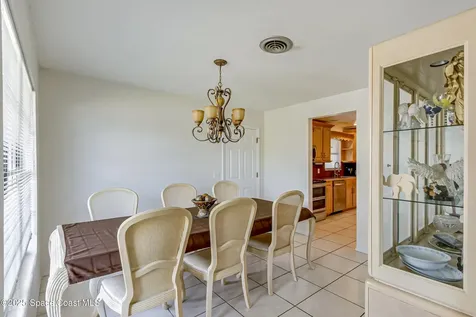 2180 Lakeview Drive Melbourne FL 32935
