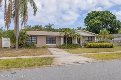 2180 Lakeview Drive Melbourne FL 32935