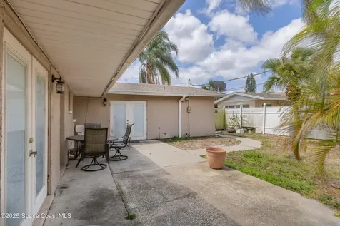 2180 Lakeview Drive Melbourne FL 32935