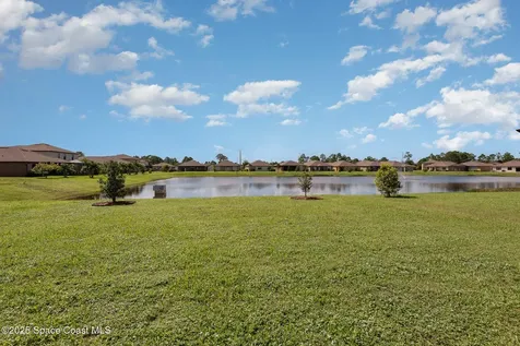 705 Old Country Road SE Palm Bay FL 32909