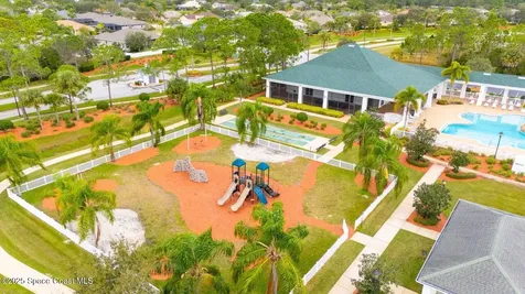 705 Old Country Road SE Palm Bay FL 32909