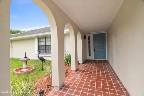 1394 Golf Vista Court NE Palm Bay FL 32905