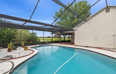 1394 Golf Vista Court NE Palm Bay FL 32905