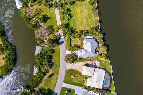 450 Ross Avenue Melbourne Beach FL 32951