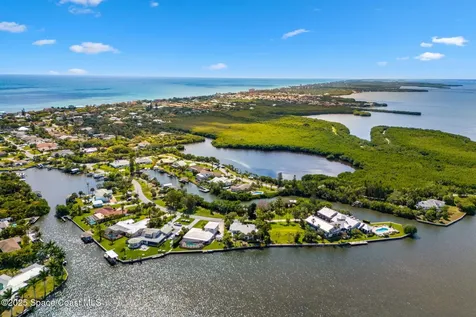 450 Ross Avenue Melbourne Beach FL 32951
