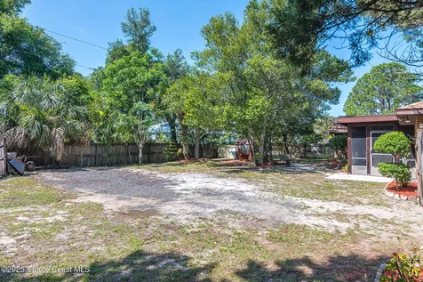 556 Escarole Street SE Palm Bay FL 32909