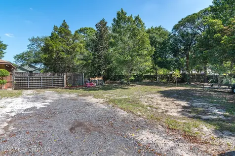 556 Escarole Street SE Palm Bay FL 32909