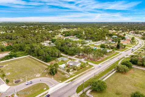 198 White Road SW Palm Bay FL 32908