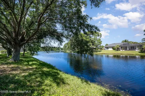 663 Autumn Glen Drive Melbourne FL 32940