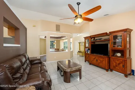 663 Autumn Glen Drive Melbourne FL 32940