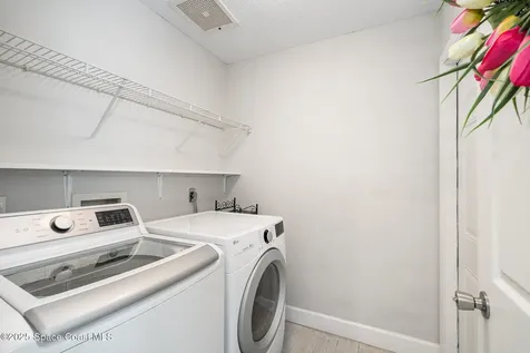 481 Capeador Street NW Palm Bay FL 32907