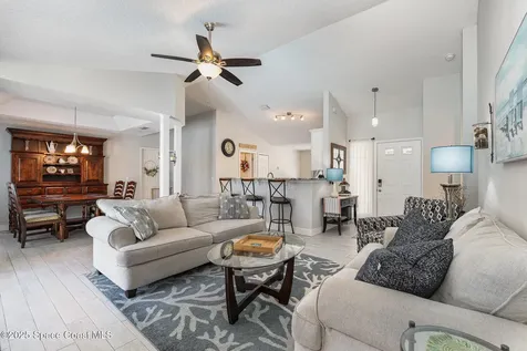 481 Capeador Street NW Palm Bay FL 32907
