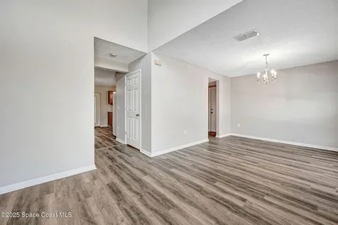556 Haleybury Street SW Palm Bay FL 32908
