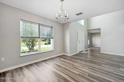 556 Haleybury Street SW Palm Bay FL 32908