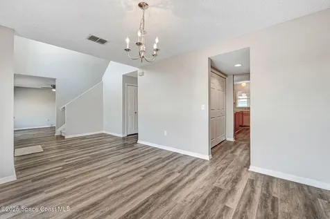 556 Haleybury Street SW Palm Bay FL 32908