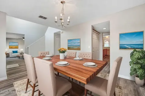 556 Haleybury Street SW Palm Bay FL 32908
