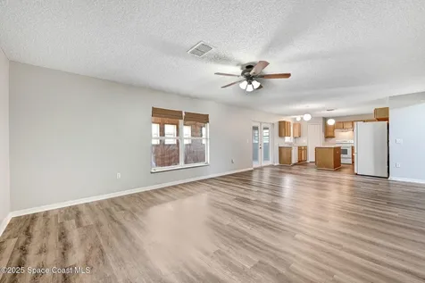 556 Haleybury Street SW Palm Bay FL 32908