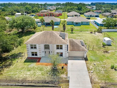 556 Haleybury Street SW Palm Bay FL 32908