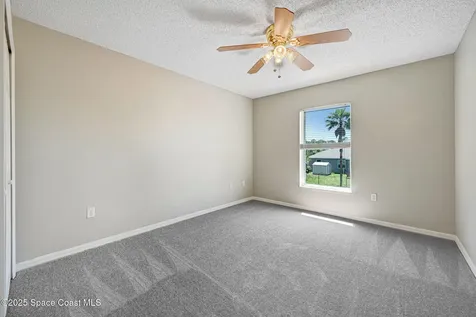 556 Haleybury Street SW Palm Bay FL 32908