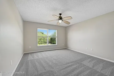556 Haleybury Street SW Palm Bay FL 32908