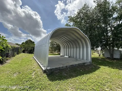 556 Haleybury Street SW Palm Bay FL 32908