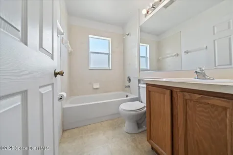 350 Del Rey Street NE Palm Bay FL 32907